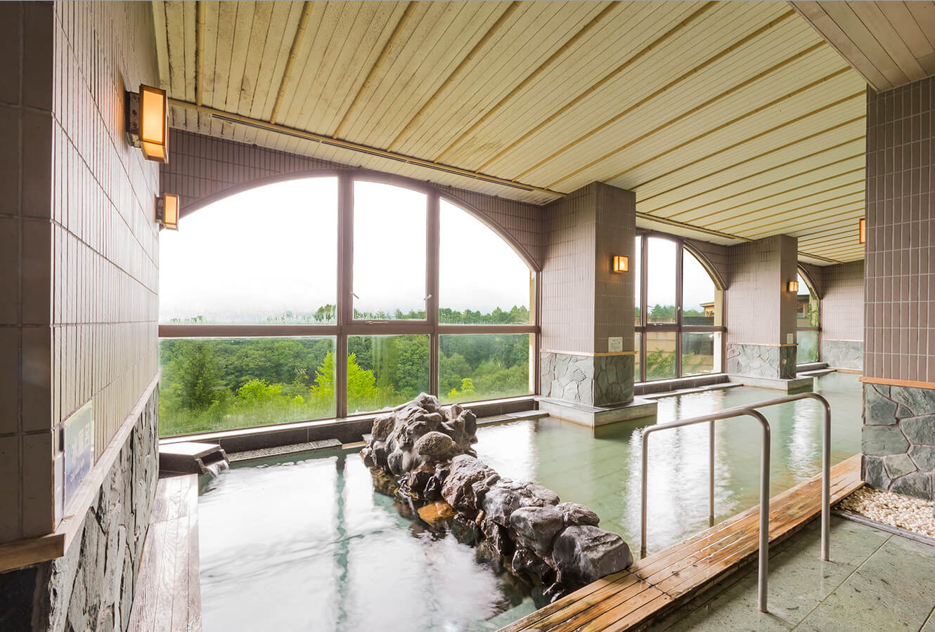 鷲宿温泉 開湯450年の歴史を誇る自然豊かな温泉地